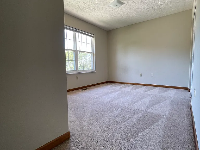 820 Woodsedge Dr #820 — Photo 12