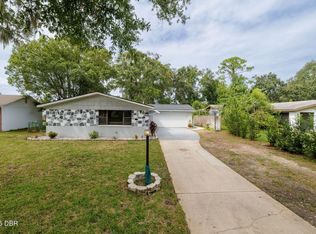624 Dixie Ln, South Daytona, FL 32119