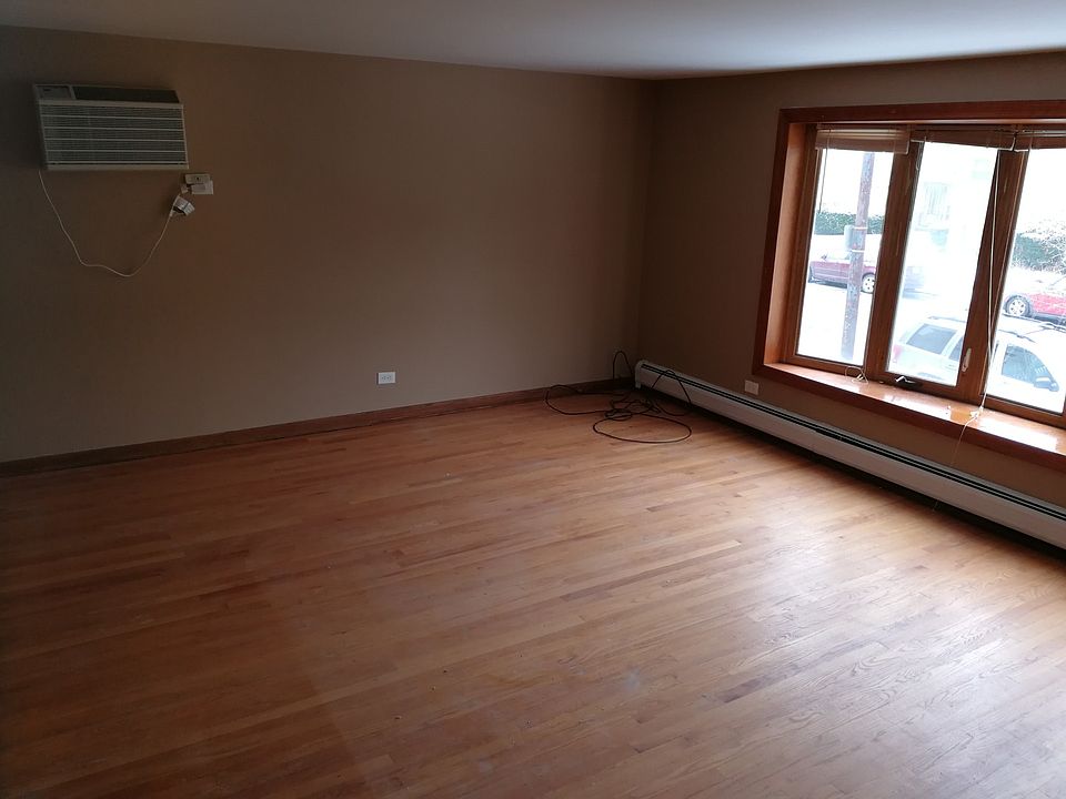 1st image of 5726 W Lawrence Ave APT 1