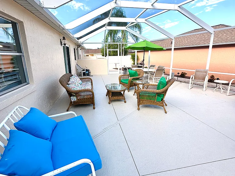 943 Mendoza Blvd — Photo 26