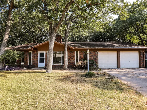 1233 Kathryn St, Hurst, TX 76053