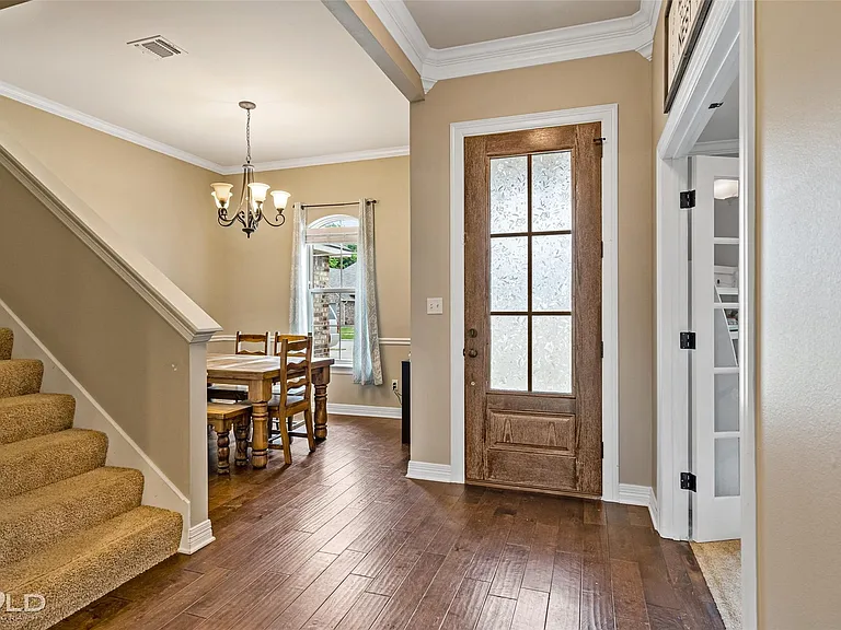 2396 Tallgrass Cir — Photo 3