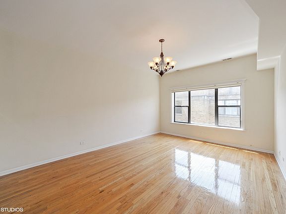 2nd image of 5934 N Paulina St APT 3