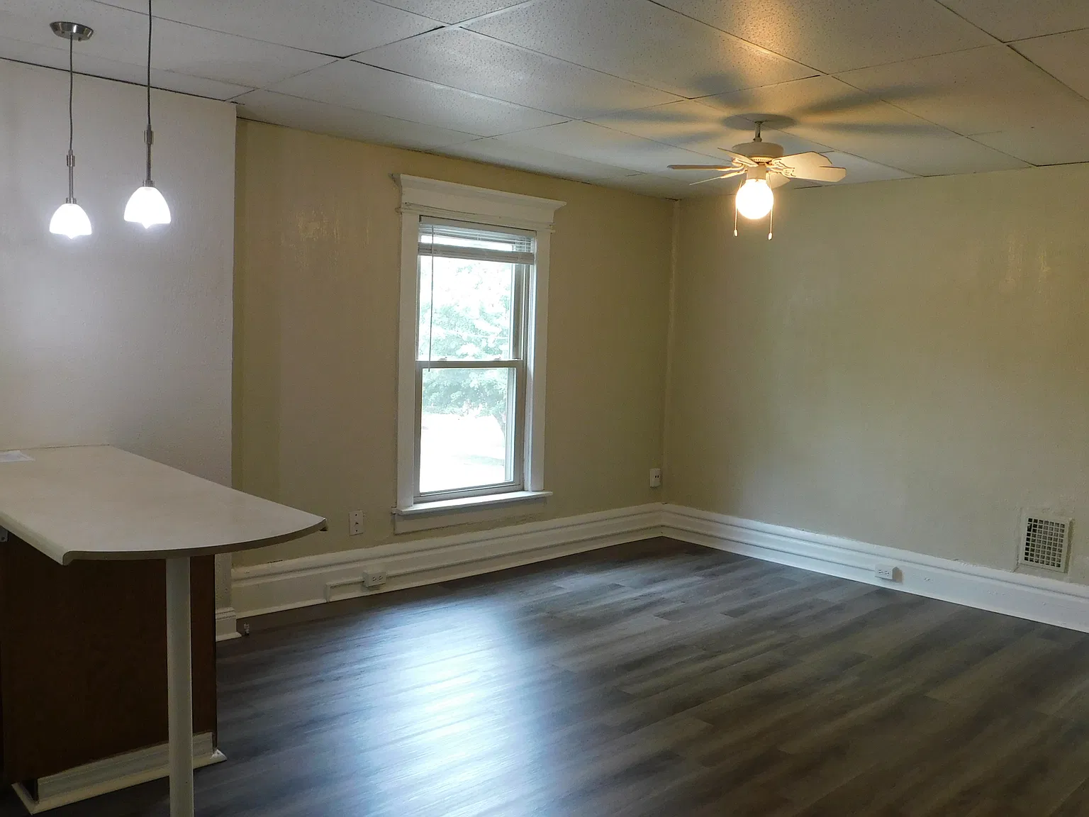 2 bed, $1,195 — Photo 3
