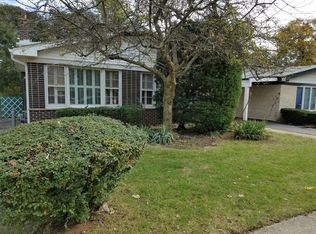 9943 Karlov Ave, Skokie, IL 60076