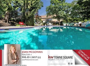 371 New Providence Rd, Mountainside, NJ 07092