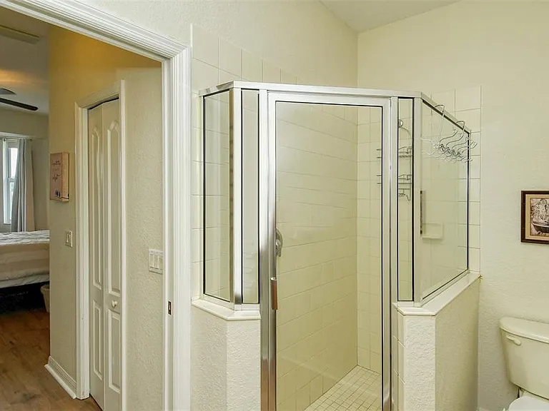 905 Fairway Cove Ln #205 — Photo 22