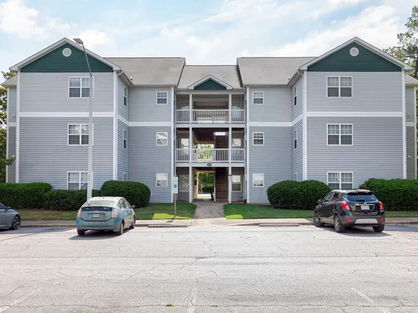 2031 Wolfmill Dr #303, Raleigh, NC 27609
