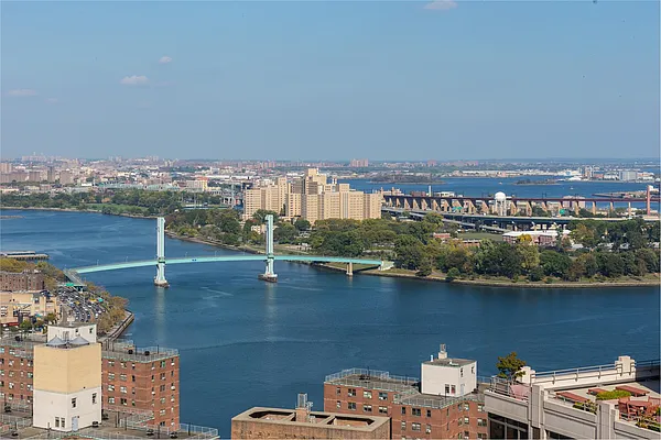 Sold by Douglas Elliman | media 7