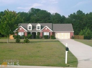 1227 Alex Dr, Winder, GA 30680