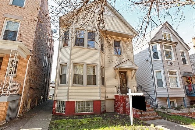 1st image of 2419 W Leland Ave