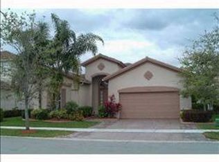 4342 E Whitewater Ave, Weston, FL 33332