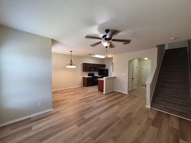 7206 Colina Way — Photo 7