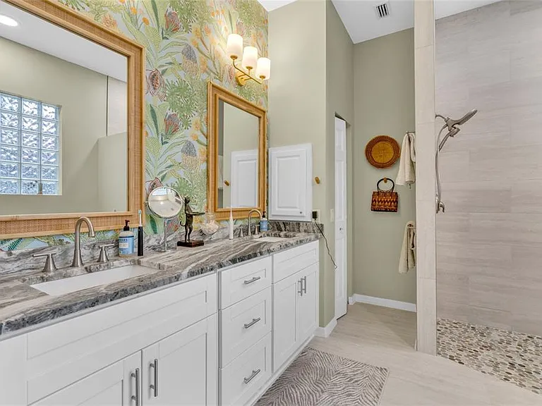 542 Misty Pine Dr — Photo 35