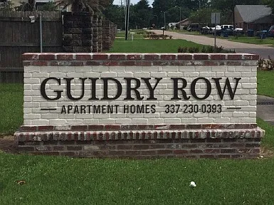 Guidry Row Sign on Guidry Road