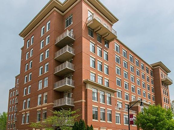 3rd image of 4480 Market Commons Dr Unit 411