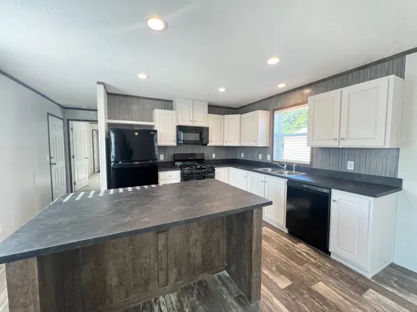 2500 Farm Bureau Rd Lot 224, Manhattan, KS 66502