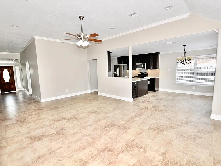 26983 Crown Haven Dr — Photo 5