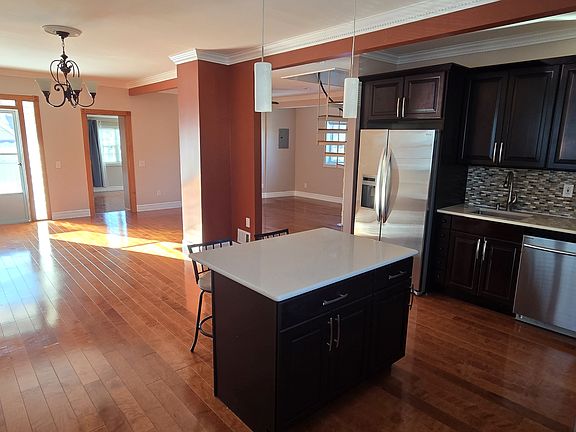 3rd image of 8522 115th St