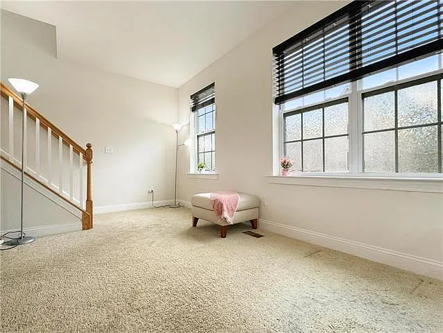 1541 Greystone Pl — Photo 15