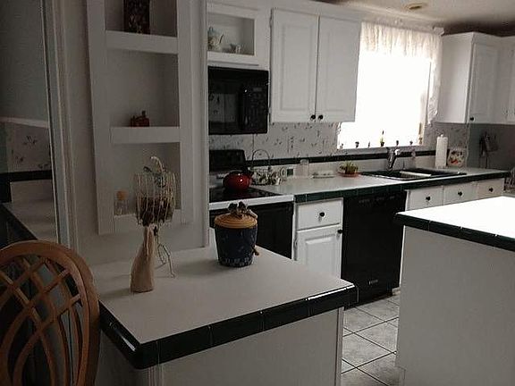 5th image of 14208 El Pico St