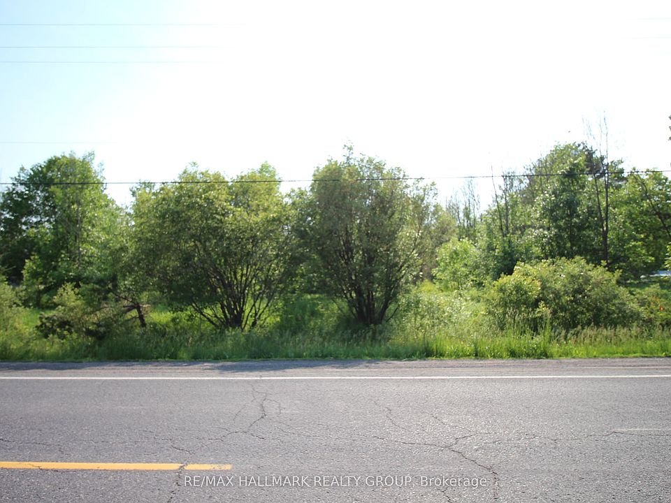 2nd image of 1286 Joanisse Rd