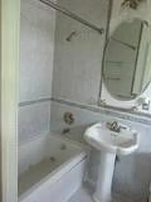 Rented by Realty on the Greene | media 25