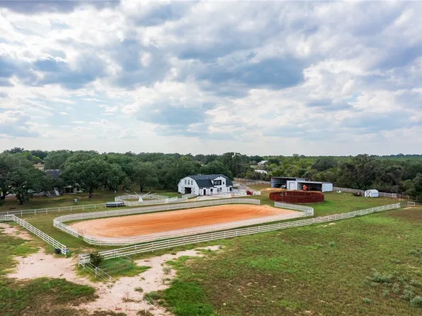 2310 E Highway 97, Pleasanton, TX 78064