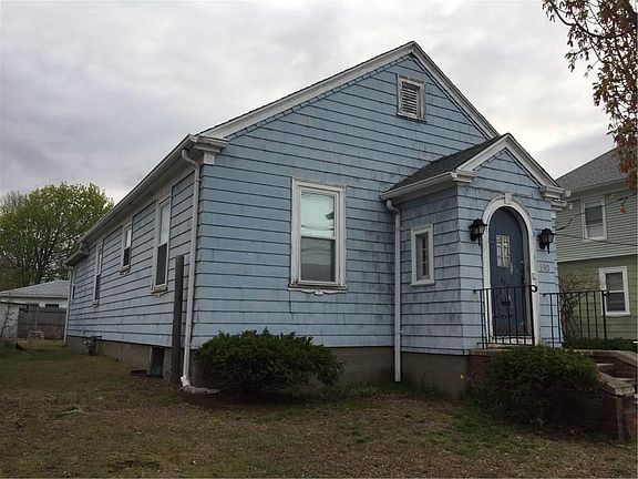 3rd image of 990 Charles St