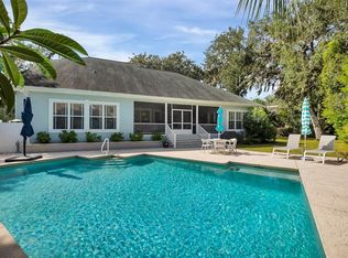 607 Brickyard Ln, Saint Simons Island, GA 31522