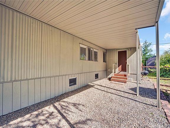 3rd image of 8522 Quarterhorse Ln
