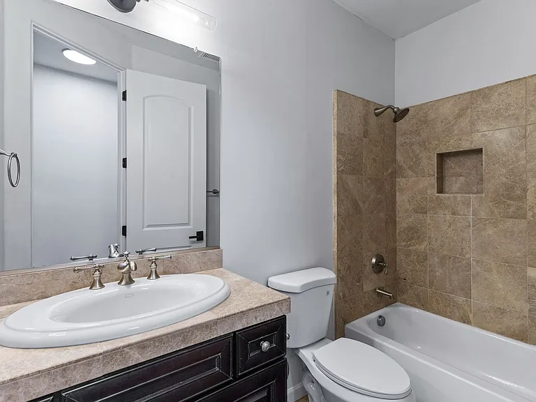 21439 E Maya Rd — Photo 31