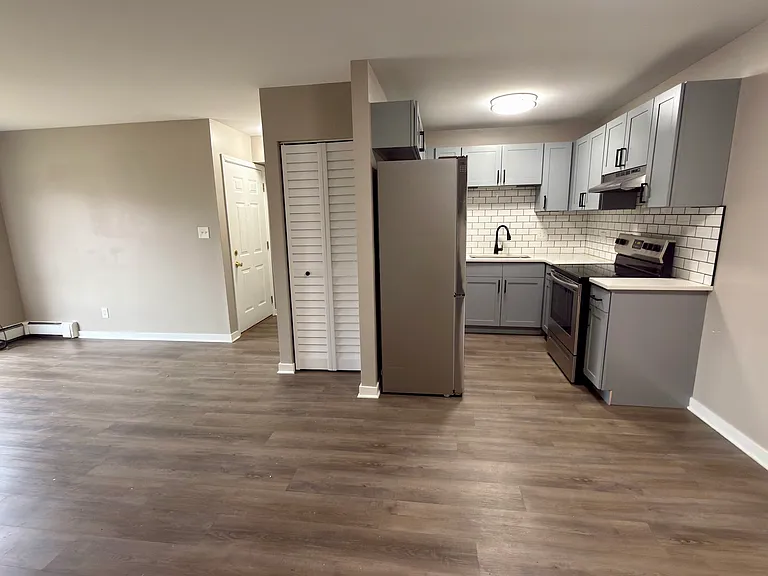 2100 Light Rd #210 — Photo 4