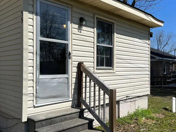55 W Washington St, Coats, NC 27521