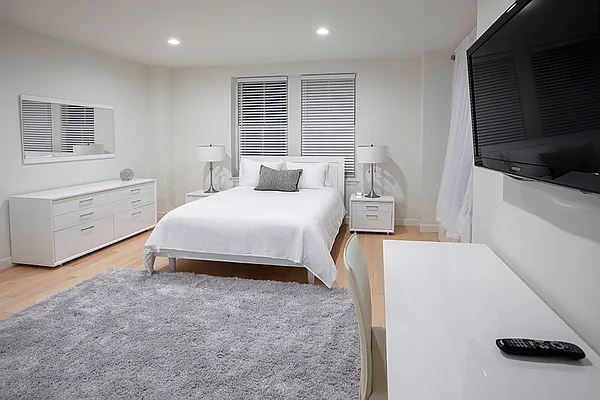 Sold by Empire State Properties | media 6