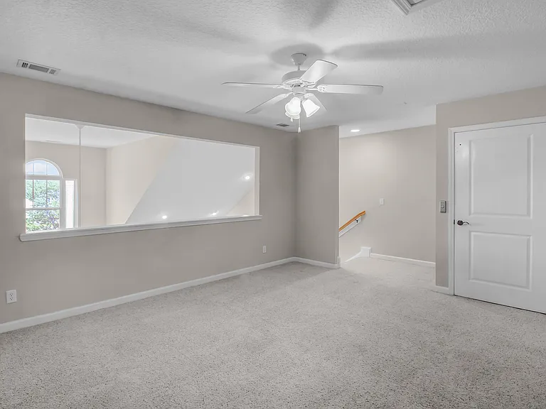 125 Ventura Pl — Photo 30