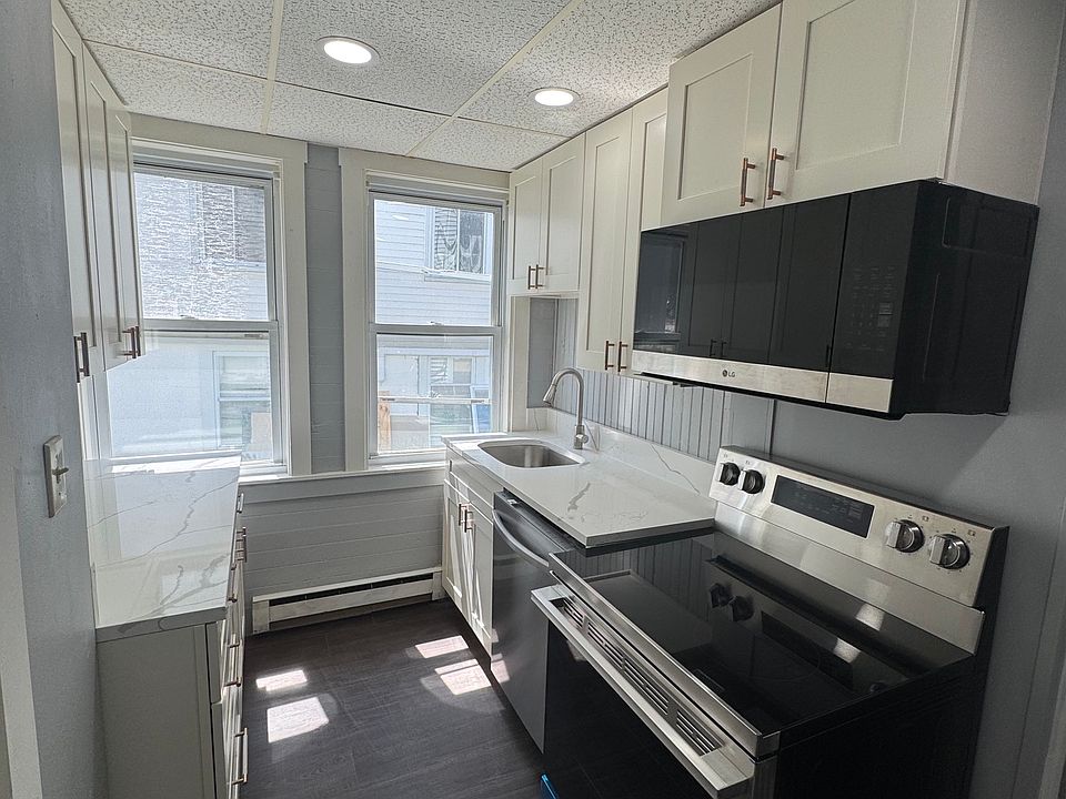 1st image of 14 Church St #1