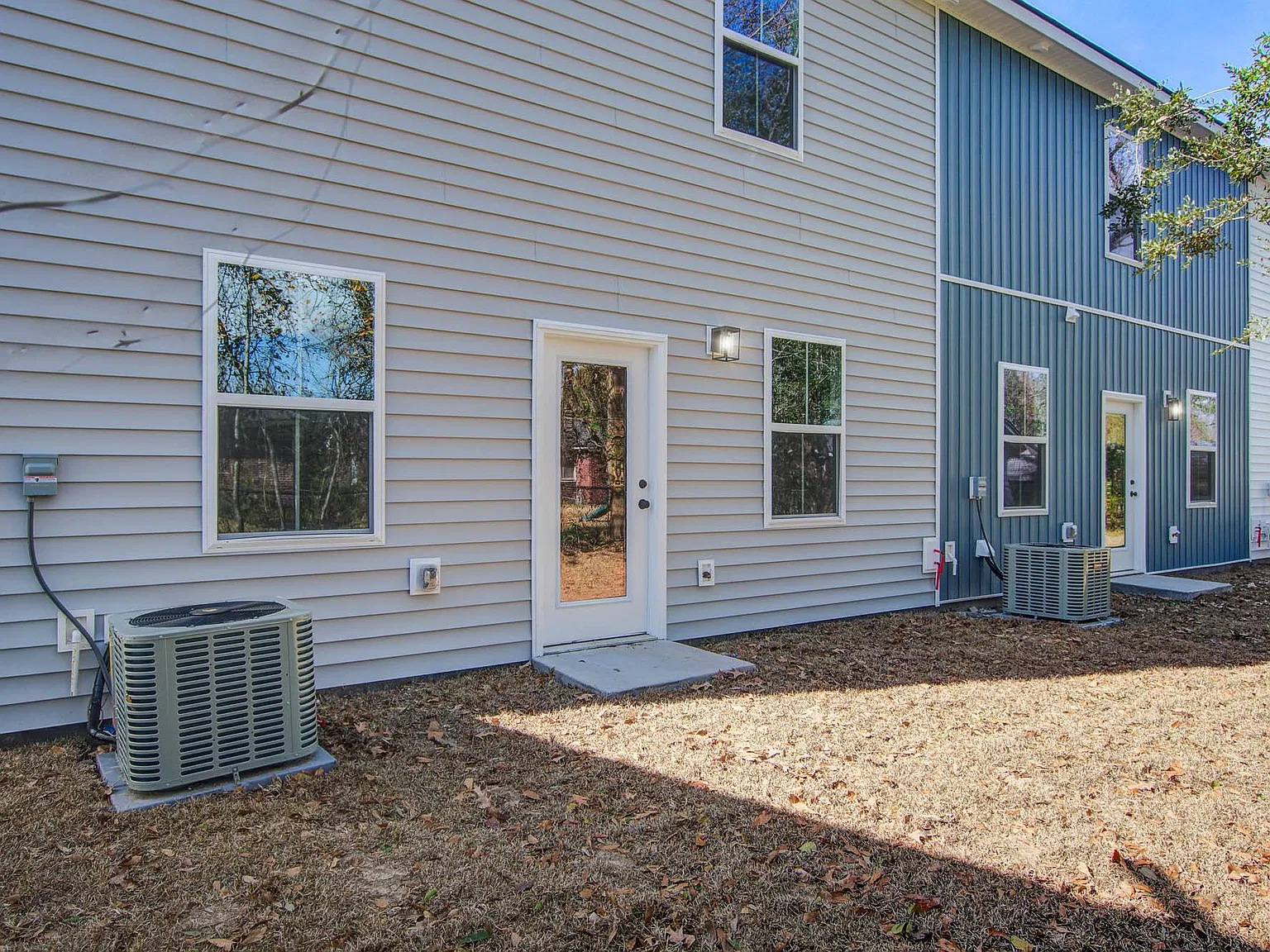 3 bed, 2.5 bath, 1512 sqft, $2,750 — Photo 3
