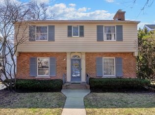 3226 Hartzell St, Evanston, IL 60201