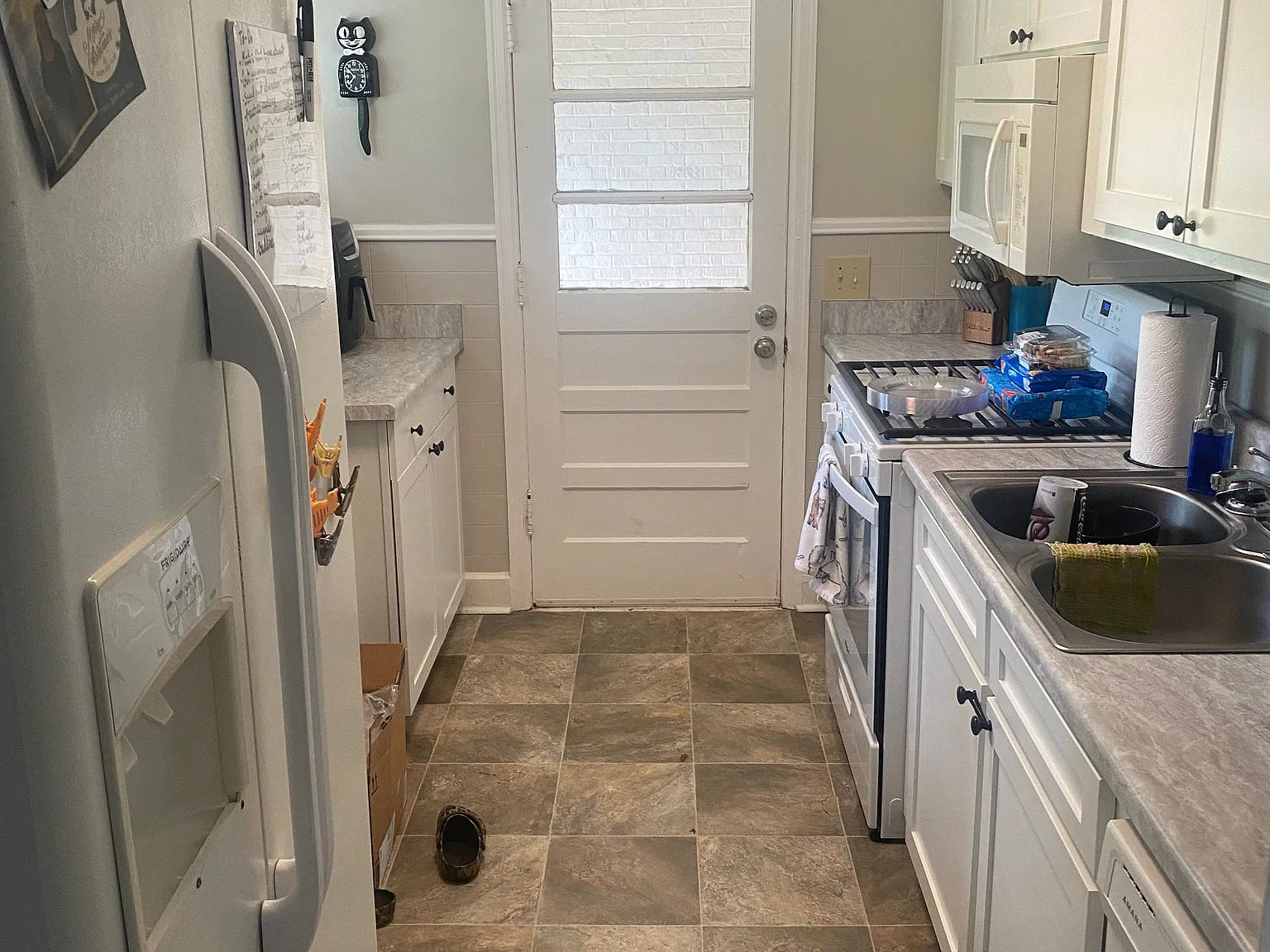 2 bed, 1195 sqft, $1,300 — Photo 2