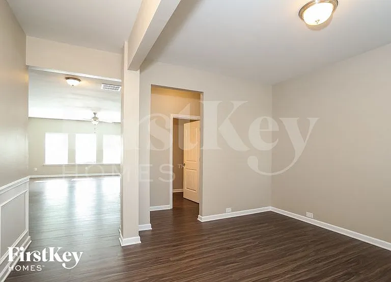 153 Prominence Ct — Photo 3