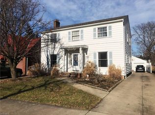 9604 Elsmere Dr, Parma, OH