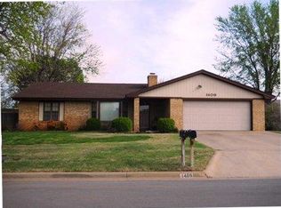 1409 E Quail Ave, Weatherford, OK 73096