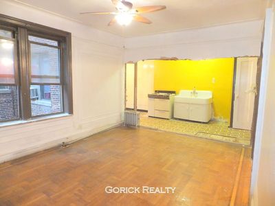 2922 Barnes Ave APT 3G, Bronx, NY, 10467