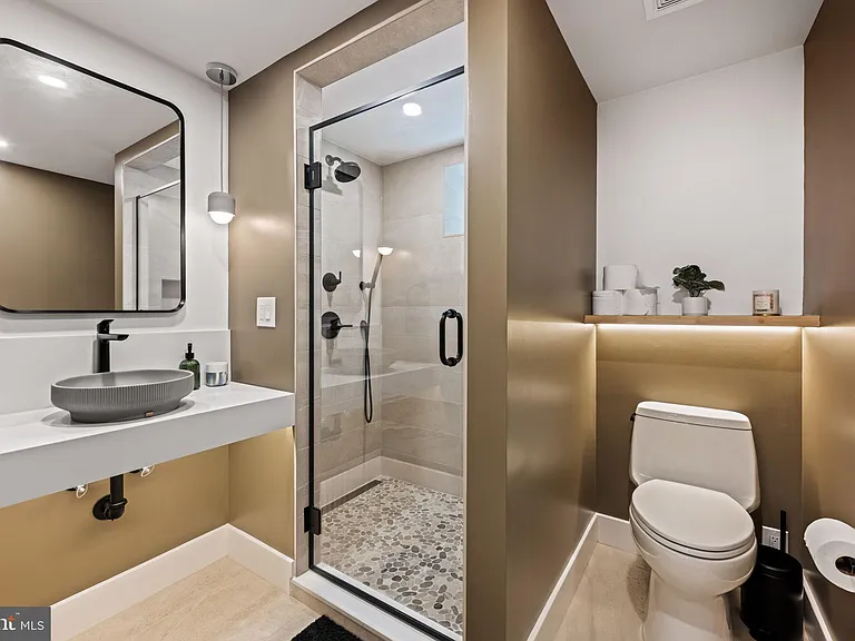 1623 Jonquil St NW — Photo 21