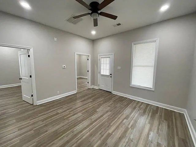 1045 Ayers St — Photo 6