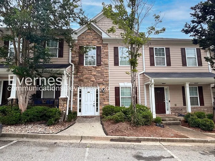 2 bed, 3.0 bath, 1500 sqft, $1,745 — Photo 1