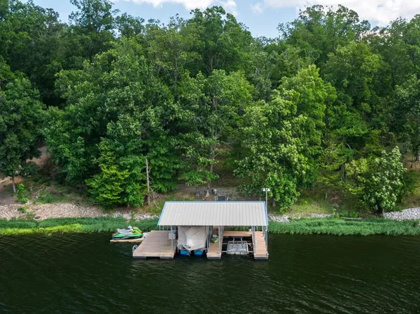 3645 Parrish Ridge Ln, Goreville, IL 62939