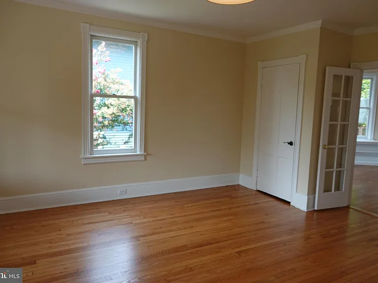 36 Hart Ave — Photo 22