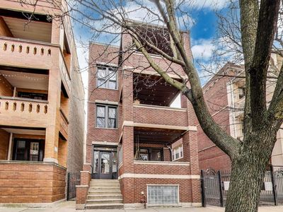 2653 W Iowa St APT 2F, Chicago, IL, 60622